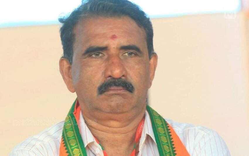  കൊച്ചിൻ ദേവസ്വം ബോർഡ്‌ പ്രസിഡന്‍റ് ഔറങ്ങസേബ് നയമാണ് പിന്തുടരുന്നതെന്ന് ബിജെപി നേതാവ് അഡ്വ.ബി.ഗോപാലകൃഷ്ണന്‍