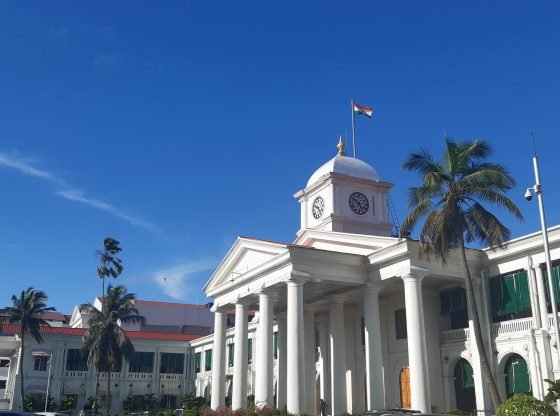  നേറ്റിവിറ്റി സർട്ടിഫിക്കറ്റിന് പകരം ഫോട്ടോ പതിപ്പിച്ച സ്ഥിരം നേറ്റിവിറ്റി കാർഡ്