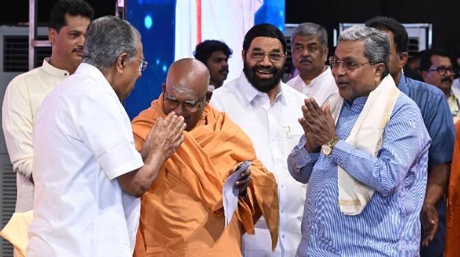  ശിവഗിരി മനുഷ്യ മനസാക്ഷിയുടെ ധാർമിക സർവ്വകലാശാല: കർണാടക മുഖ്യമന്ത്രി സിദ്ധരാമയ്യ