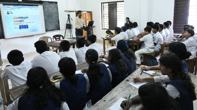  ചീഫ് മിനിസ്റ്റേഴ്‌സ് മെഗാക്വിസ്: ആവേശകരമായ പങ്കാളിത്തത്തോടെ ആദ്യഘട്ട മത്സരങ്ങൾ പൂർത്തിയായി