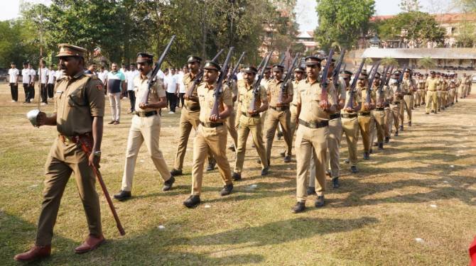  റിപ്പബ്ലിക് ദിനാഘോഷം: പരേഡ് റിഹേഴ്‌സല്‍ ആരംഭിച്ചു